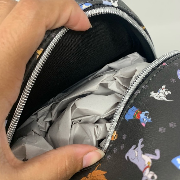 Disney dogs x loungefly mini backpack 🎒🐩🐕🐶 - Picture 4 of 4